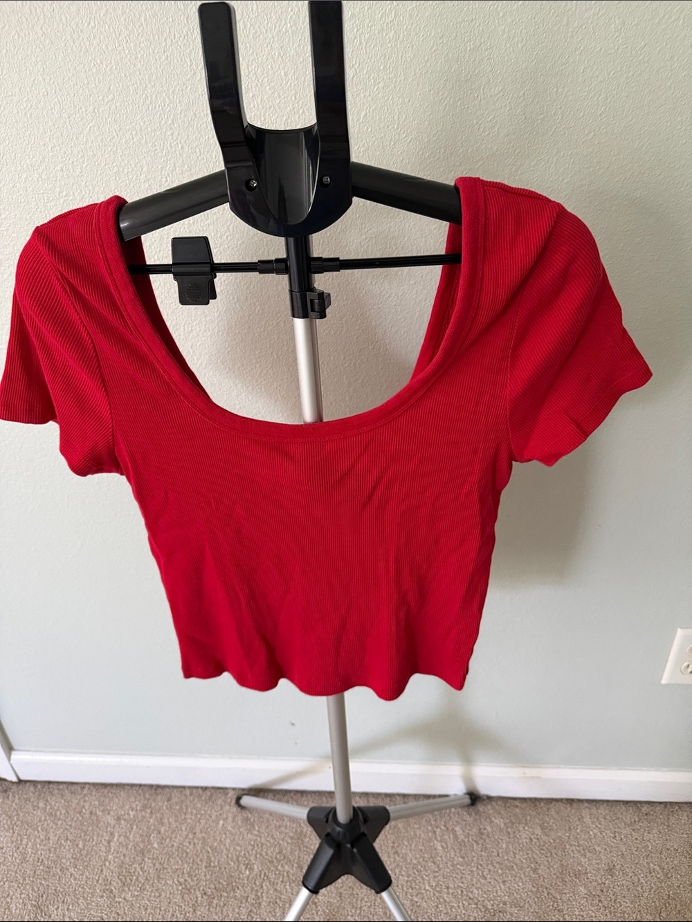 Universal Thread Red Scoop Neck Ribbed Top Size Large - Picture 2 of 9